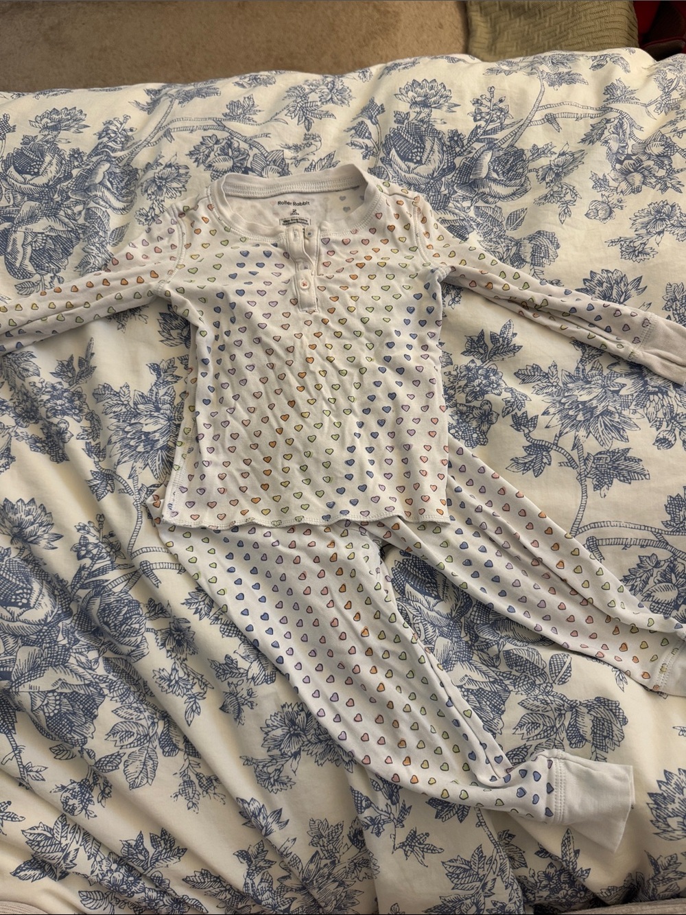 Roller rabbit Children's White Pajama Set with Rainbow Heart Print - Soft Cotton